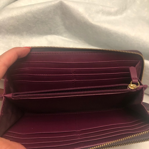 COACH wallet and / or wristlet - Picture 3 of 5